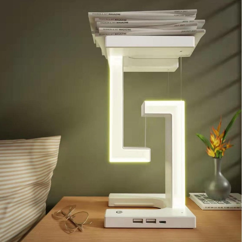 Smarta och moderna lampa med trådlös laddning för din smartphone.
